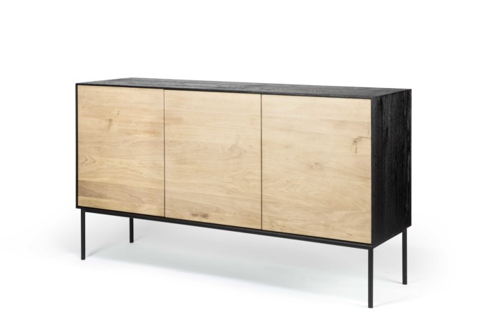 51481 Oak Blackbird sideboard 3 opening doors p scaled